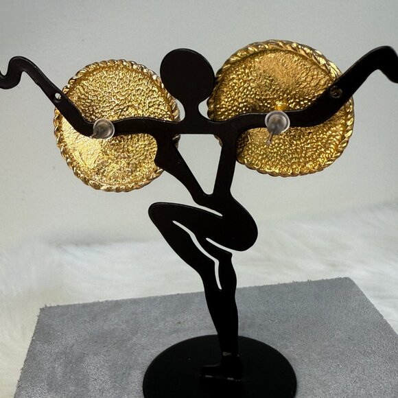 Vintage Cream Enamel Gold Tone Round Pierced Earrings 1" - Picture 5 of 5